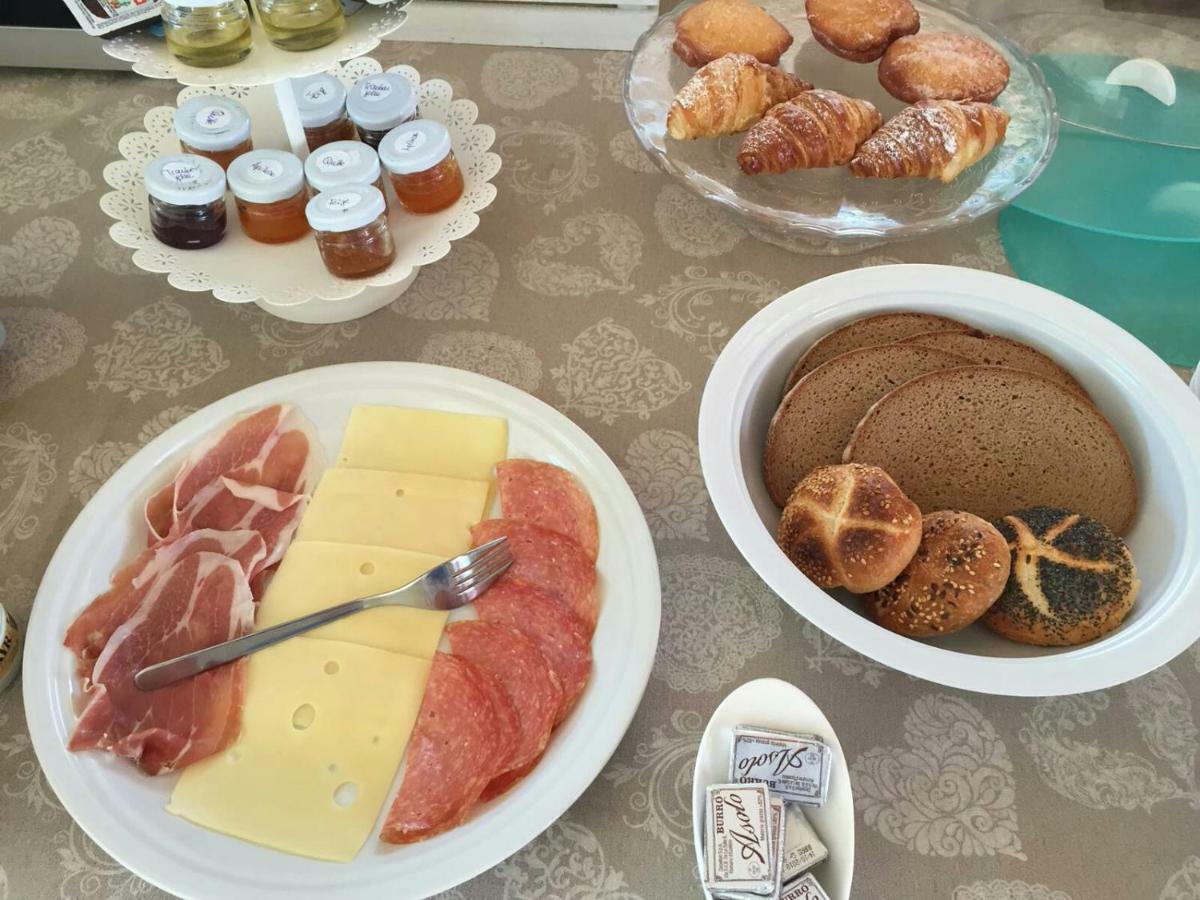 Bed and Breakfast La Dimora Dei Conti Collemeto Экстерьер фото
